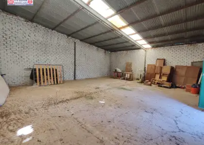 Amplia Nave Industrial en Alcázar de San Juan - Oportunidad Única en Alcázar de San Juan