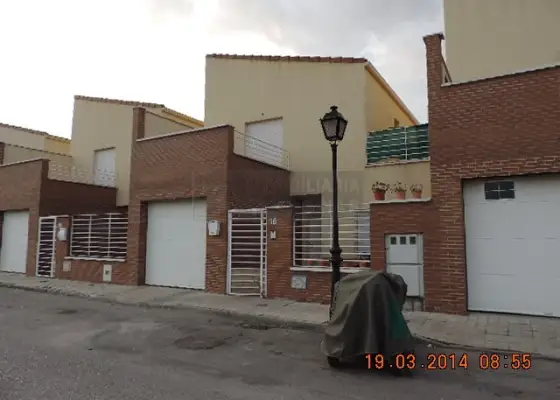 Casa 4 habitaciónes, Duplex En buen estado Quintanar de la Orden