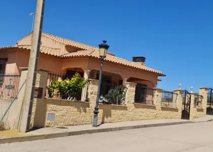 Casa 6 habitaciones, Duplex En buen estado Villaescusa de Haro en Villaescusa de Haro