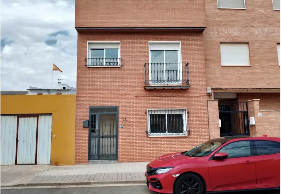 Casa adosada en venta en Manzanares en Manzanares