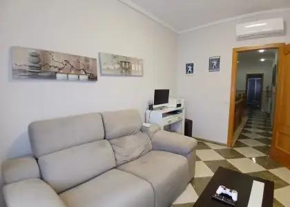 Casa/Chalet adosado En Venta Calle Alcalde Ramón González Martínez, Tomelloso en Tomelloso