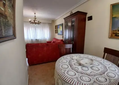 Casa/Chalet adosado En Venta Calle San Carlos, Tomelloso en Tomelloso