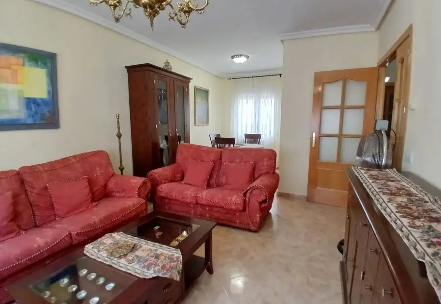 Casa/Chalet adosado En Venta Calle San Carlos, Tomelloso en Tomelloso