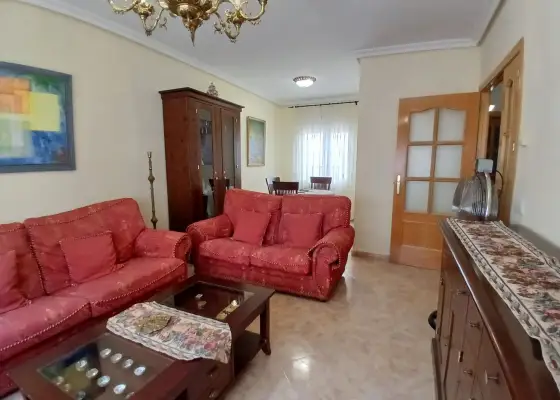 Casa/Chalet adosado En Venta Calle San Carlos, Tomelloso