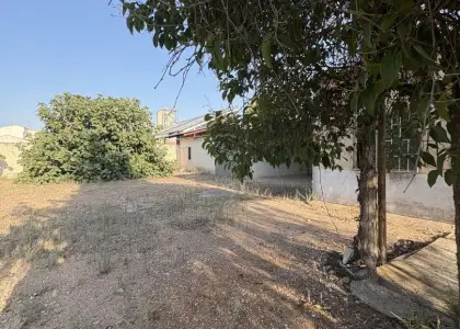 Casa en venta en Alameda De Cervera, de 900 m2 con 2 dormitorios y baño por 140.000 €, Ref. 0333 en Alameda de Cervera