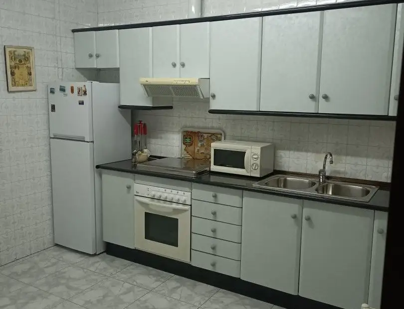 Casa en venta en Alcázar De San Juan, de 200 m2 con 3 dormitorios y baño por 110.000 €, Ref. 0195 en Alcázar de San Juan