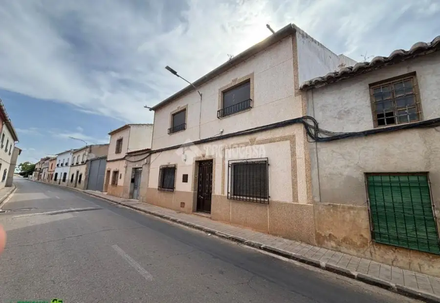 Casa en venta en Almagro - Almagro, 40.000 €, 162 m2, ref. 662879 en Almagro