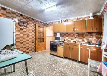Casa en venta en calle Ave Maria en Puertollano