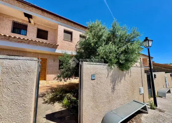 Casa en venta en Hita - Hita, 160.000 €, 97 m2, ref. 661738