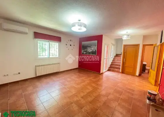 Casa en venta en Méntrida - Centro Ciudad, 215.000 €, 196 m2, ref. 657710