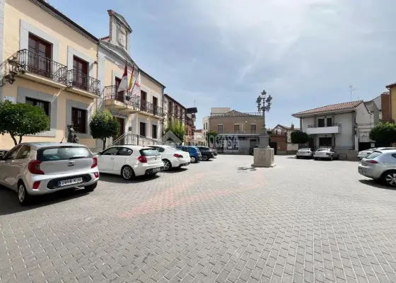 Casa en venta en Navalcán - Navalcán, 77.500 €, 140 m2, ref. 667551