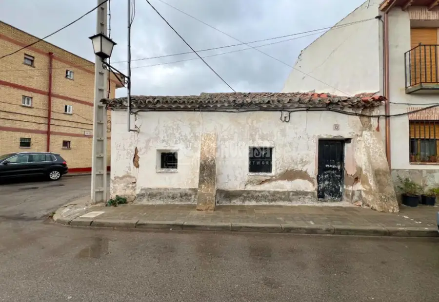 Casa rural en venta en Torrejón Del Rey - Torrejón Del Rey, 29.900 €, 104 m2, ref. 566004 en Torrejón del Rey