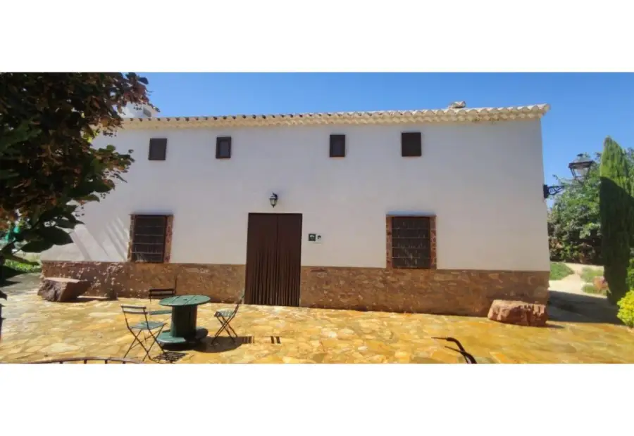 Chalet rústico en venta en Alhambra en Alhambra