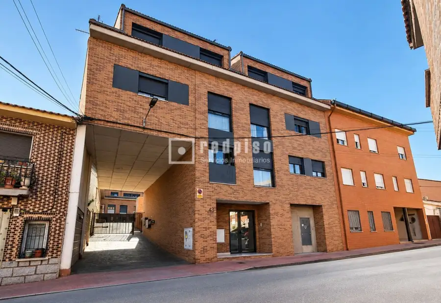 Dúplex en venta en Casarrubios del Monte, Toledo en Casarrubios del Monte