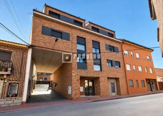 Dúplex en venta en Casarrubios del Monte, Toledo