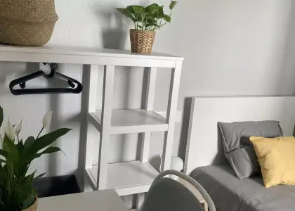 Habitación en piso compartido de 4 habitaciones en Alicante - Solo mujeres profesionales en Alicante (Alacant)