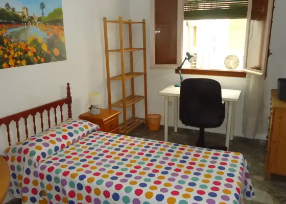 Habitación en piso compartido en Córdoba