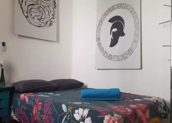 Habitación en un apartamento compartido de 3 habitaciones en alquiler en San Pedro, con todos los gastos incluidos. en Córdoba