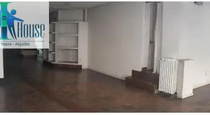 Inmohouse alquila local centrico y con mucha visibilidad en Albacete
