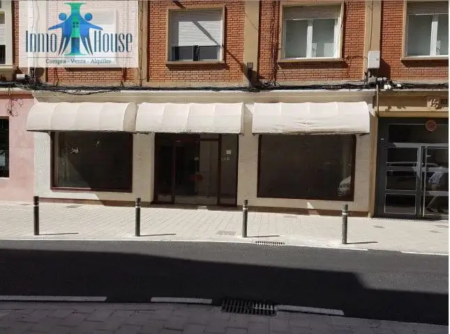 Inmohouse alquila local centrico y con mucha visibilidad en Albacete