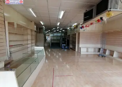 LOCAL COMERCIAL de mas de 300 metros en Plaza de España en Alcázar de San Juan