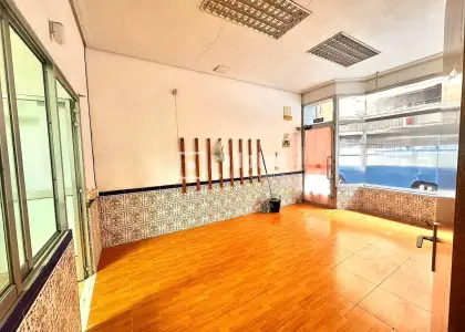 Local comercial en venta en Calle de Santa Teresa de Jesús, Centro - Noreste, Talavera de la Reina, Toledo en Talavera de la Reina