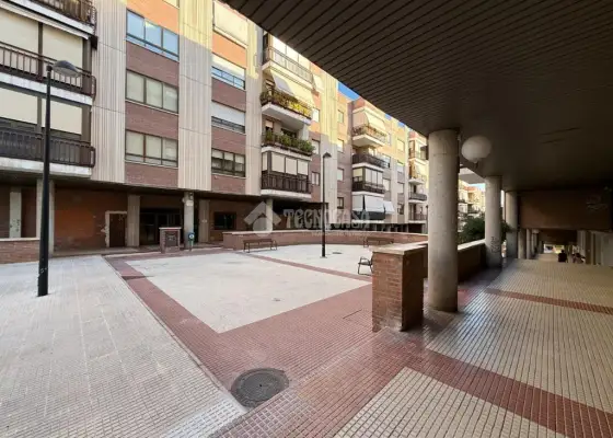 Local comercial en venta en Guadalajara - Manantiales, 123.000 €, 239 m2, ref. 660602