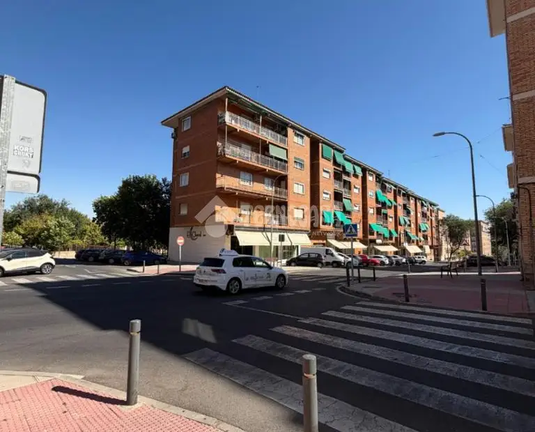 Local comercial en venta en Toledo - Palomarejos, Palomarejos, 104.990 €, 270 m2, ref. 646715 en Toledo