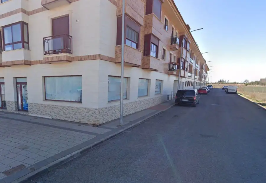 Local En Venta Calle Cuatro Caminos s/n, Alcazar de San Juan en Alcázar de San Juan