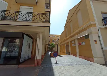 Local En Venta Calle de Don Víctor Peñasco, Tomelloso en Tomelloso