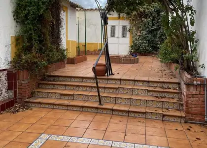 Magnífica casa en centro pueblo con piscina en Brazatortas