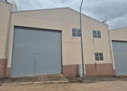 Nave industrial en Puertollano situado en la zona de Las Mercedes - El Carmen en Puertollano