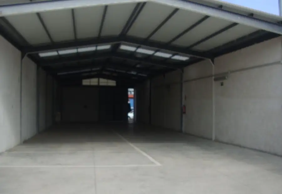 Nave Industrial en Valdepeñas, 1º De Julio en Valdepeñas