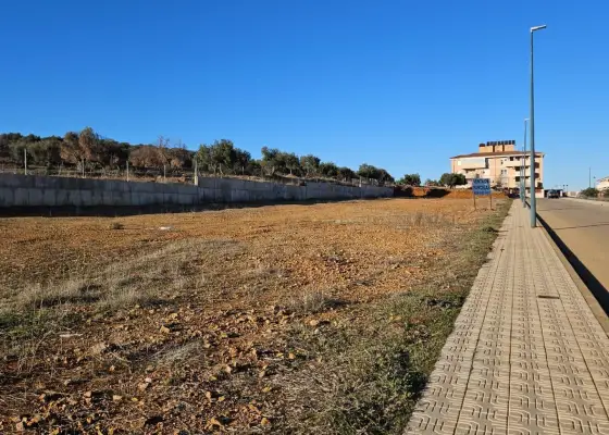 Parcela en Puertollano situado en la zona de Pau 2 - 600