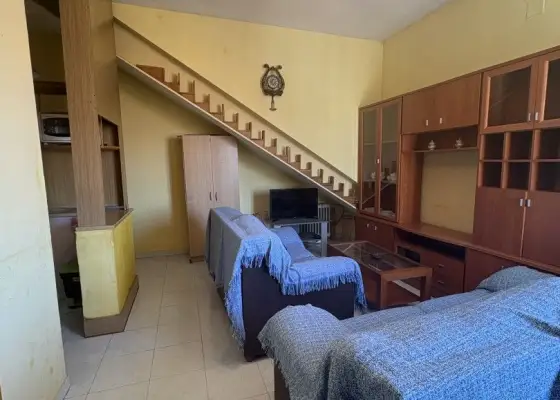Piso en venta en Alcázar De San Juan, de 78 m2 con 2 dormitorios y baño por 70.000 €, Ref. 0377