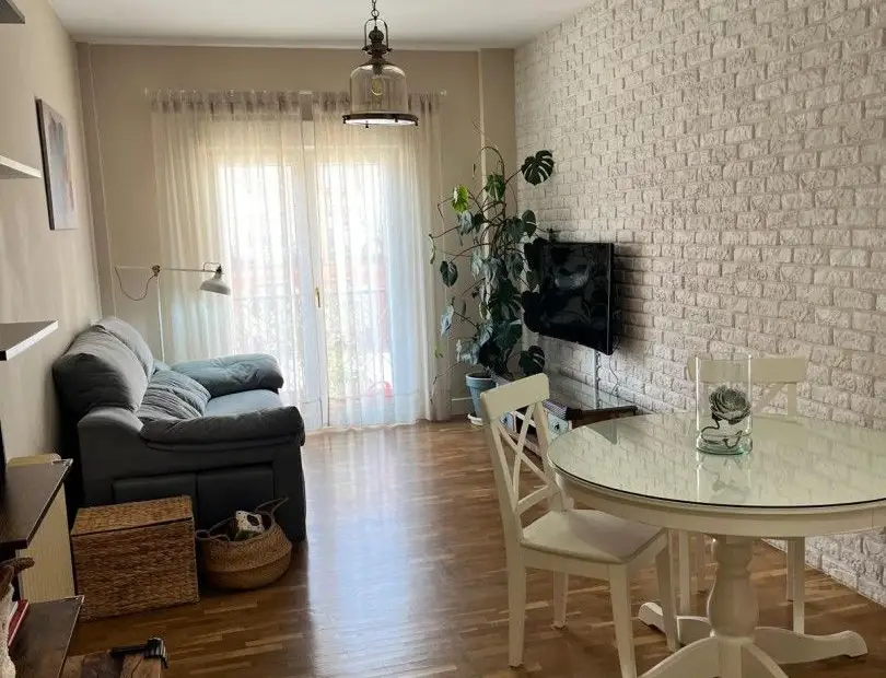 Piso en venta en Alcázar De San Juan, Plaza Mayor, de 98 m2 con 2 dormitorios, baño y terraza por 153.000 €, Ref. 0441 en Alcázar de San Juan