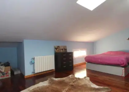 Piso en venta en Herencia, de 140 m2 con 4 dormitorios, 3 baños, plaza de garaje, trastero y 2 terrazas por 129.000 €, Ref. 0082 en Herencia