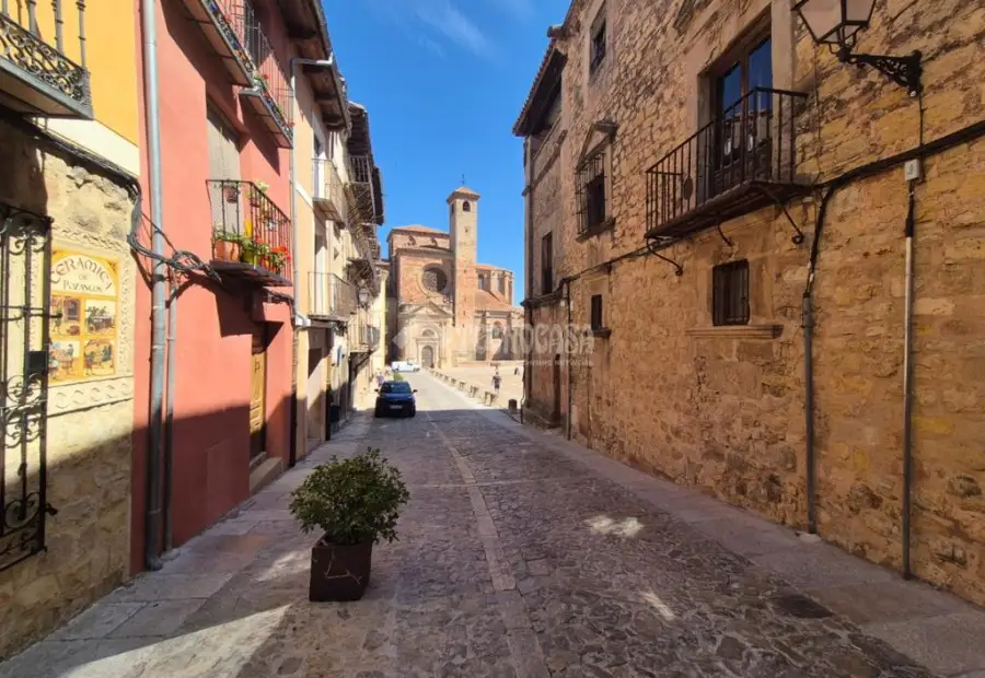 Piso en venta en Sigüenza - Sigüenza, 49.900 €, 117 m2, ref. 666755 en Sigüenza