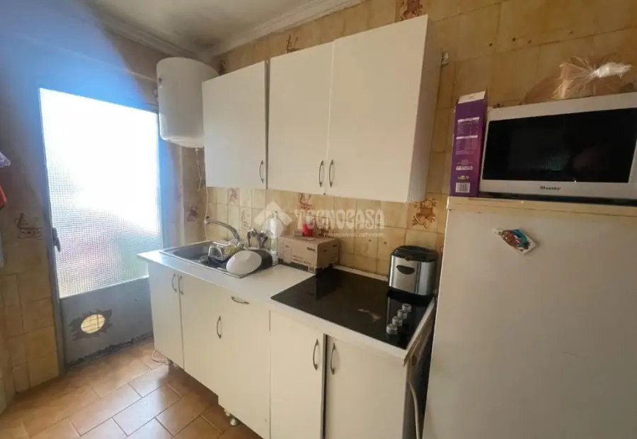 Piso en venta en Talavera De La Reina - Francisco Aguirre - Tres Olivos, La Estación , 89.900 €, 80 m2, ref. 547928 en Talavera de la Reina