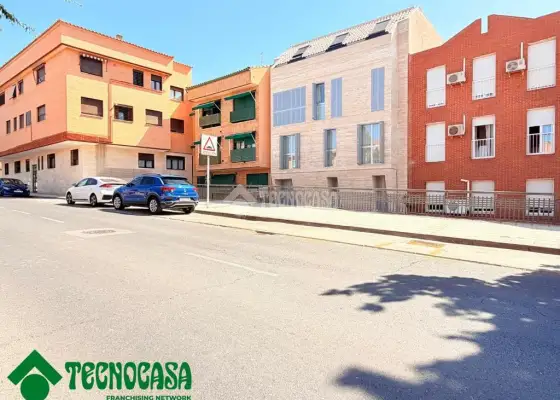 Piso en venta en Toledo - Avenida De Europa - San Antón - Plaza De Toros, Avenida De Europa, 239.990 €, 102 m2, ref. 527359