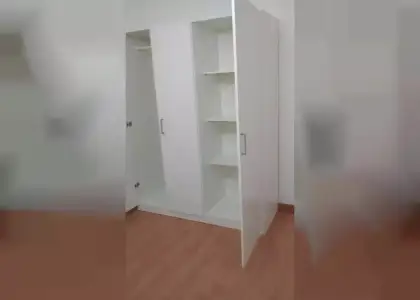 Se alquila habitación en piso compartido de 3 habitaciones en Murcia. en Murcia