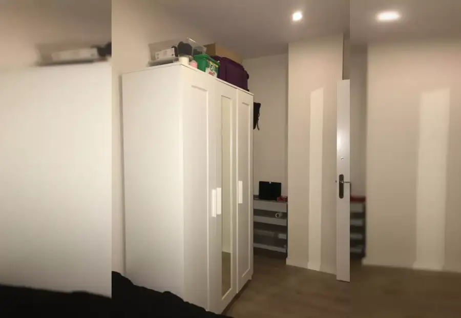 Se alquila habitación en piso compartido de 4 habitaciones en la Nova Esquerra de l'Eixample, gastos incluidos en Barcelona