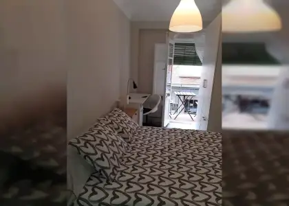 Se alquila habitación en piso compartido de 4 habitaciones en Zaragoza, solo chicas en Zaragoza