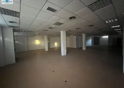 Se vende o alquila local comercial zona imaginalia en Albacete
