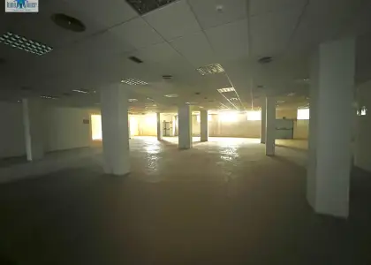 Se vende o alquila local comercial zona imaginalia en Albacete