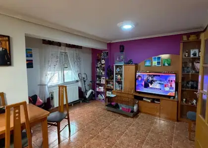 Se vende piso en zona franciscanos en Albacete