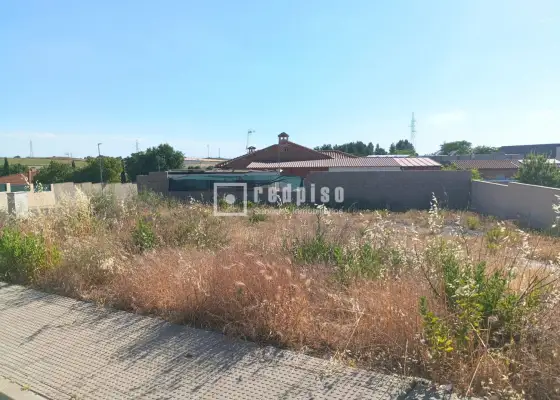 Solar en venta en Esquivias, Toledo