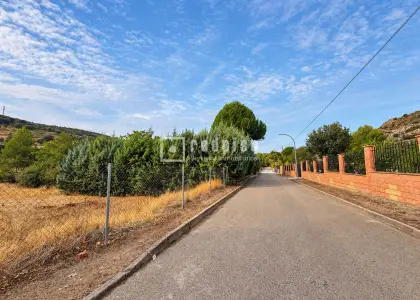 Solar en venta en Hontoba, Guadalajara en Hontoba