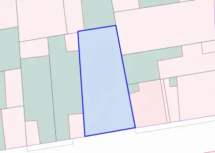Solar urbano de 350 m² en calle José Alcázar, Tomelloso en Tomelloso
