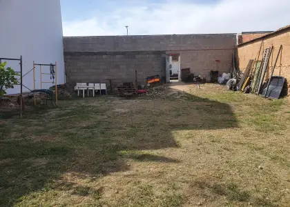 Solar urbano de 350 m² en calle José Alcázar, Tomelloso en Tomelloso